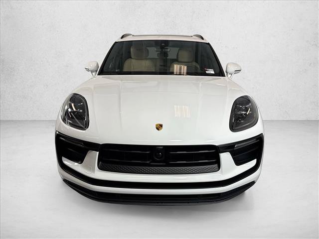 Certified 2026 Porsche Macan Turbo AWD/4WD image 6