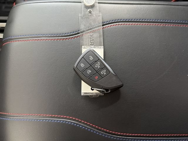 Certified 2025 Chevrolet Silverado EV RST AWD/4WD image 35