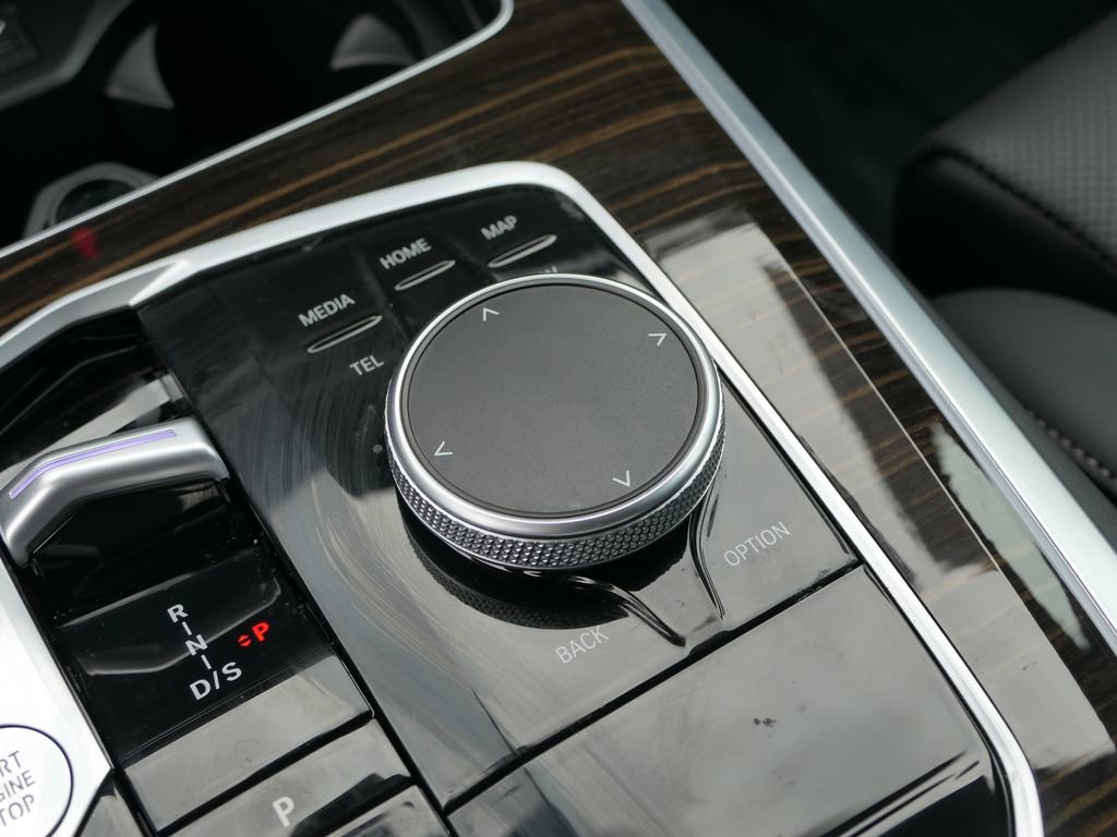 Used 2025 BMW X5 xDrive40i w/ Premium Package image 21