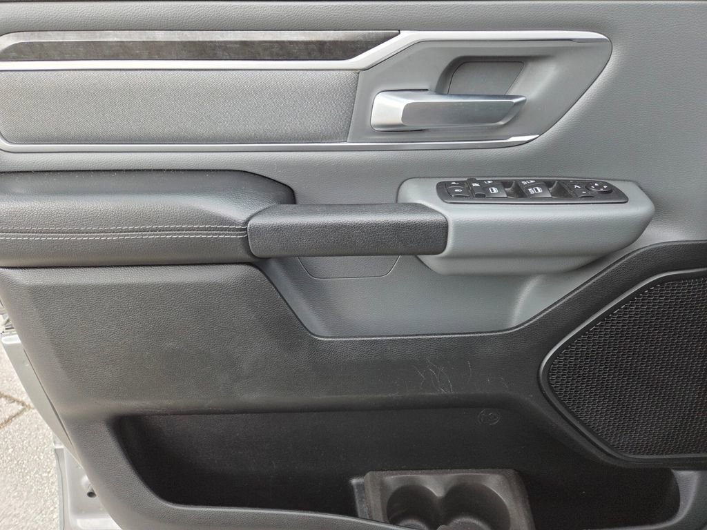 Used 2020 RAM 1500 Big Horn RWD image 28