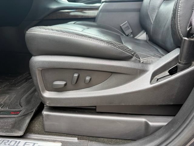 Used 2016 Chevrolet Tahoe LT w/ Luxury Package AWD/4WD image 31