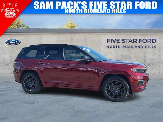 Used 2025 Jeep Grand Cherokee Summit w/ Adv Protech Group IV AWD/4WD image 2