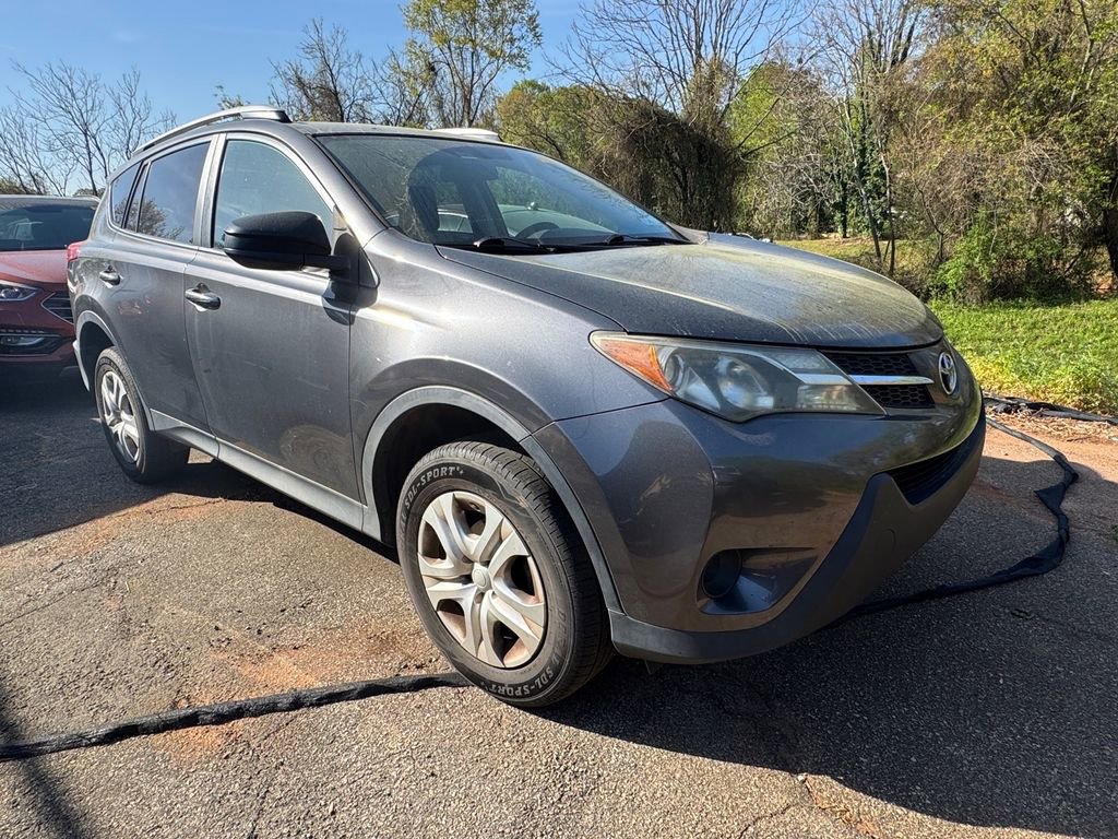 Used 2013 Toyota RAV4 LE image 1