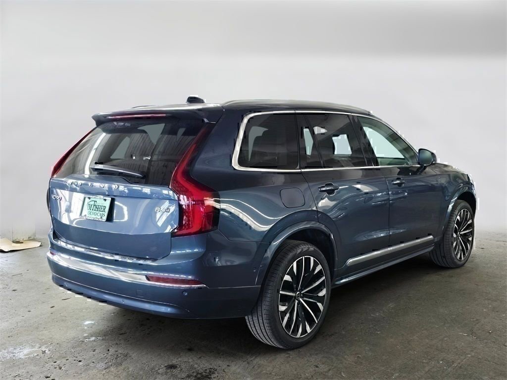 New 2026 Volvo XC90 B6 Ultra w/ Protection Package image 5