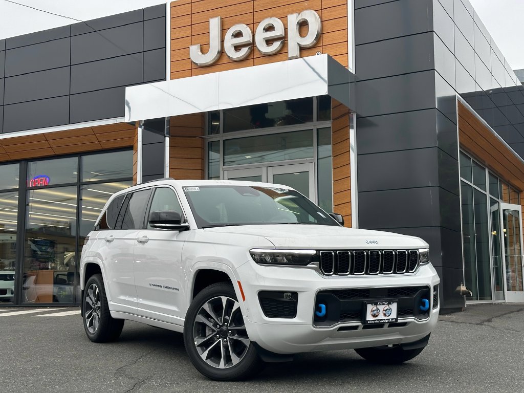 New 2024 Jeep Grand Cherokee Overland w/ Advanced Protech Group III