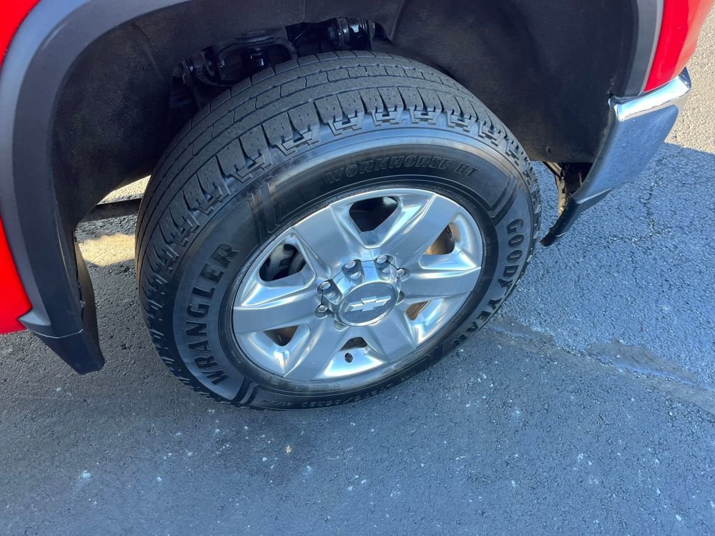 Used 2020 Chevrolet Silverado 2500 LTZ w/ Technology Package image 32