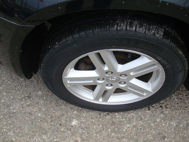 Used 2010 Dodge Avenger R/T image 9