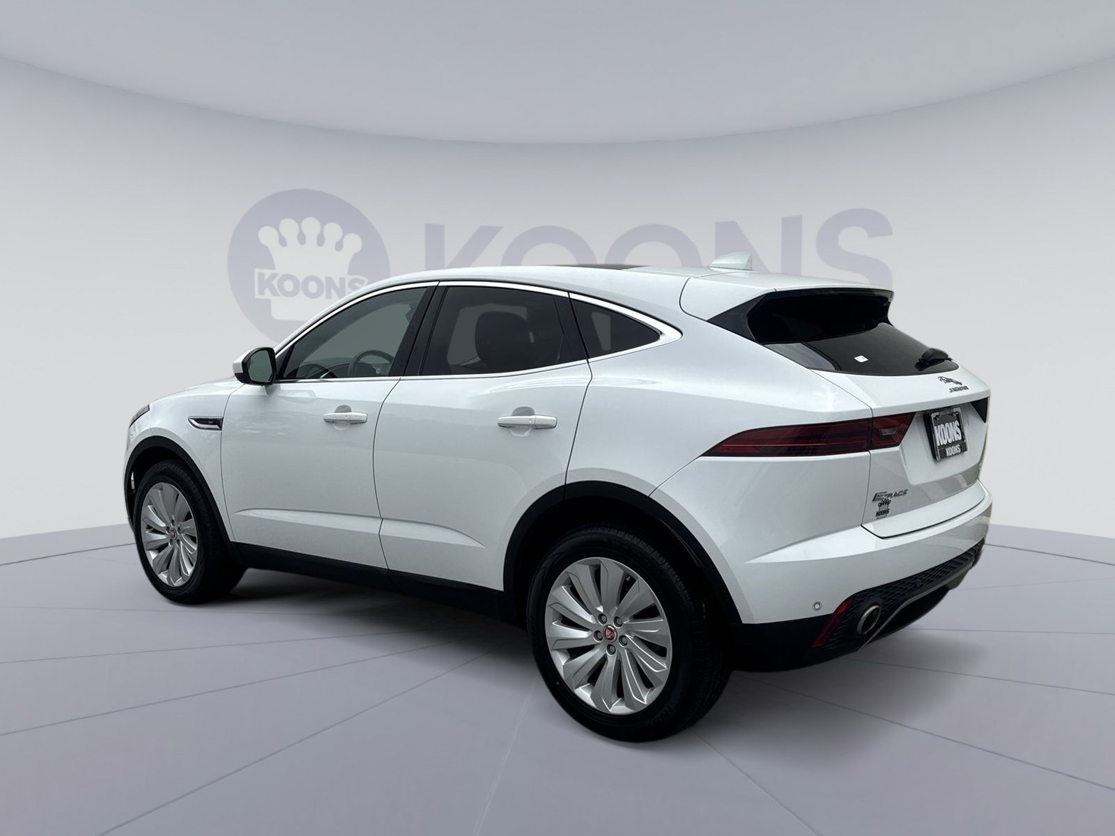Used 2019 Jaguar E-PACE SE AWD/4WD image 4