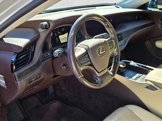 Used 2019 Lexus LS 500 w/ Interior Upgrade Package image 10
