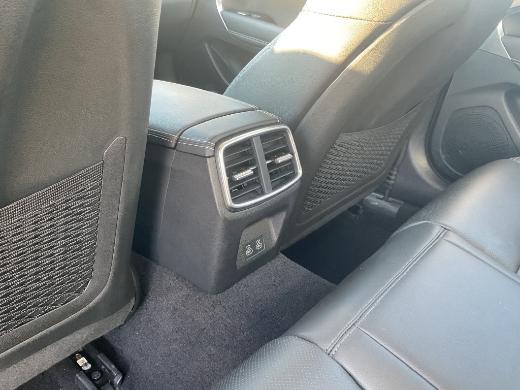 Used 2026 Genesis G70 2.5T AWD/4WD image 18