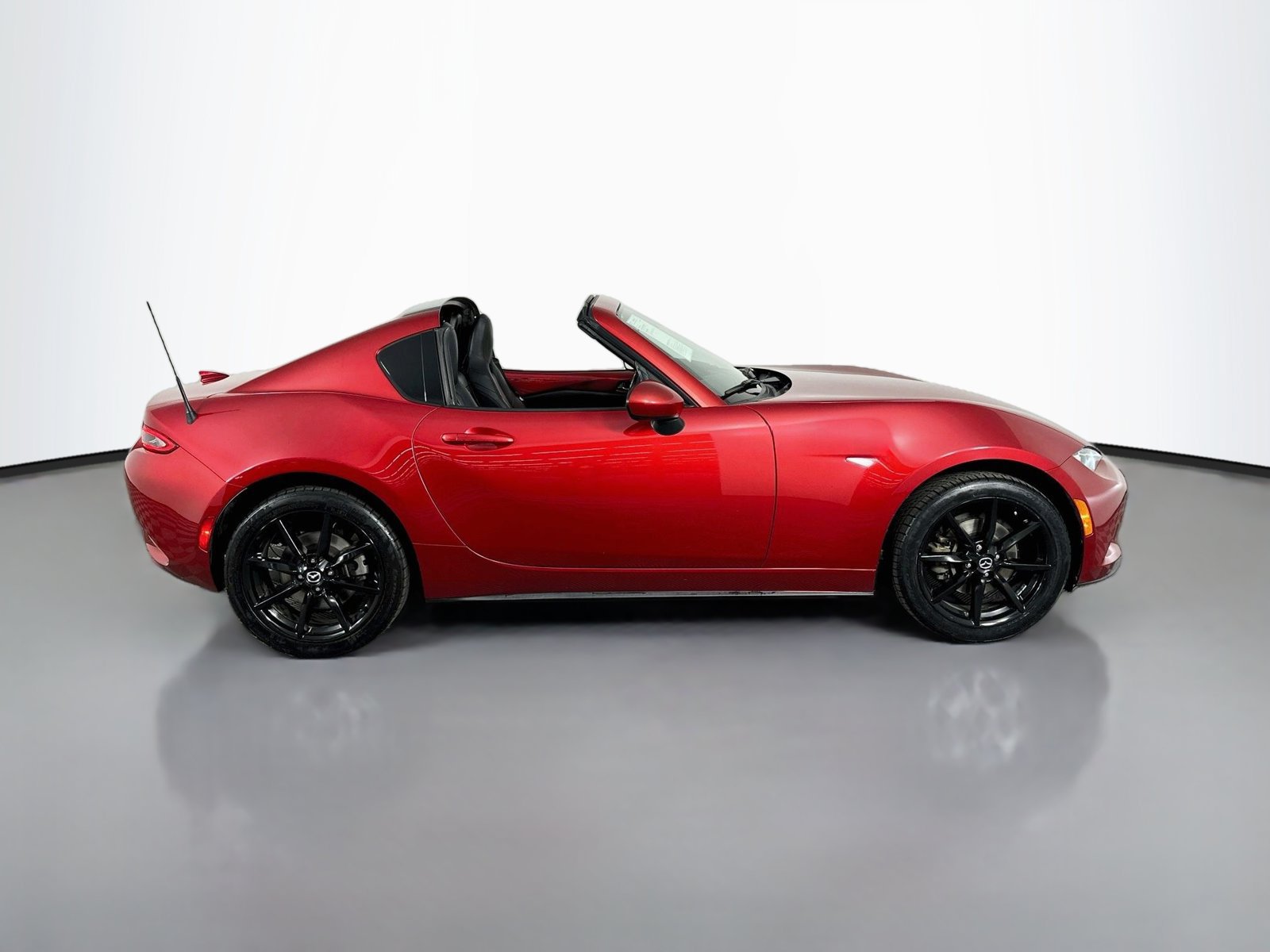 Used 2017 MAZDA MX-5 Miata RF Grand Touring RWD image 10