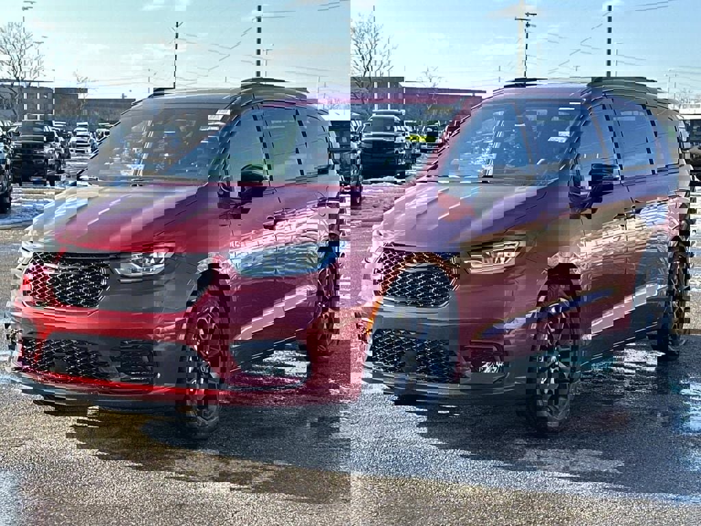 New 2026 Chrysler Pacifica Select w/ S Appearance Package FWD image 6