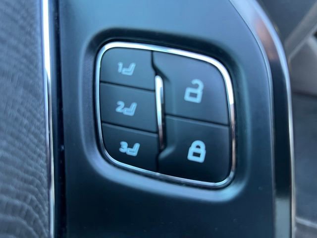 Used 2022 Ford F150 Platinum w/ Equipment Group 701A High AWD/4WD image 11
