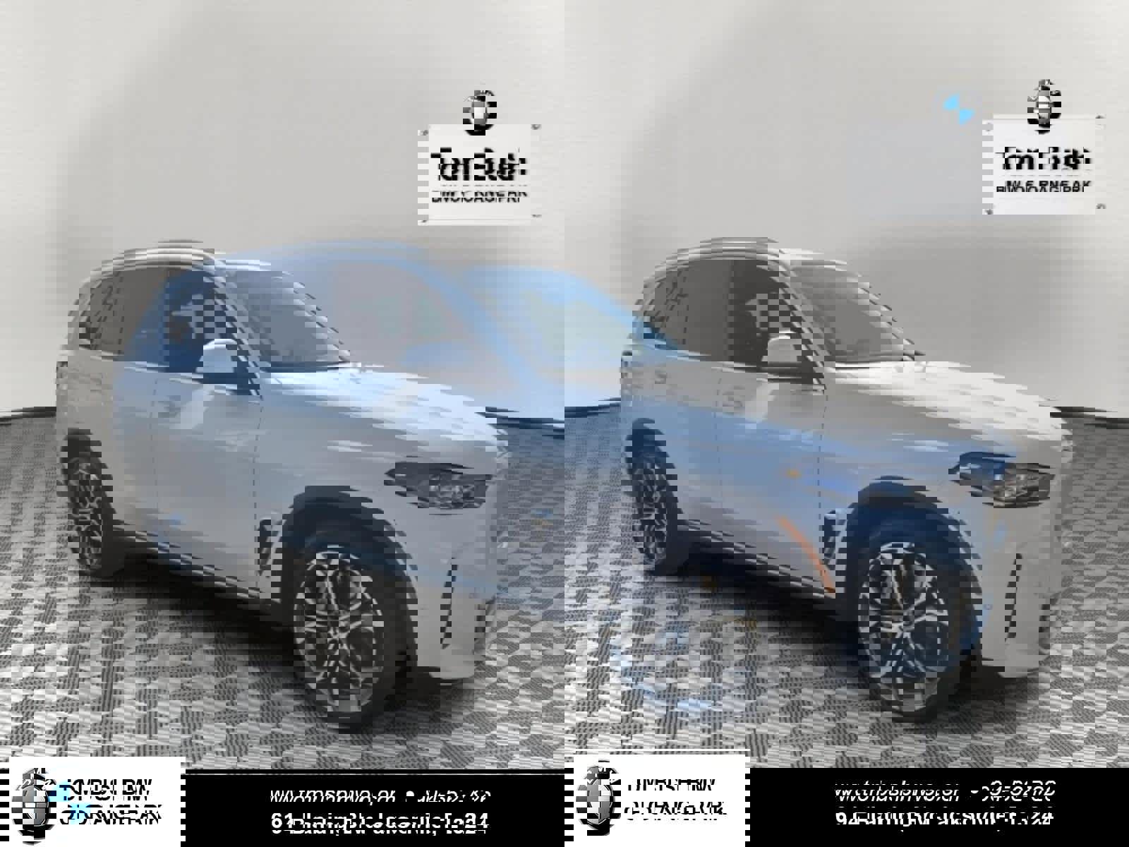 Certified 2025 BMW X5 xDrive50e w/ Premium Package