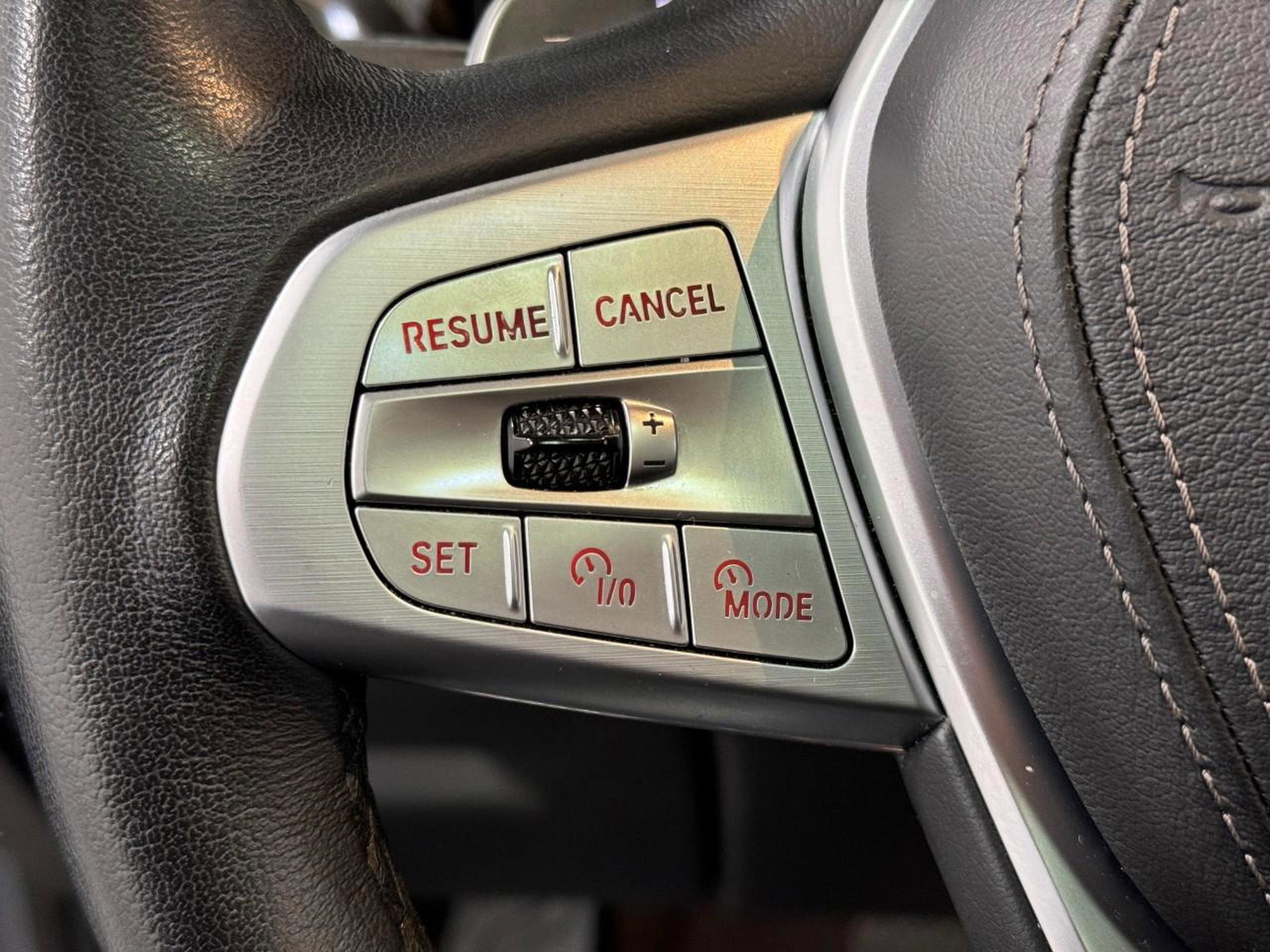 Used 2025 BMW X7 xDrive40i image 30