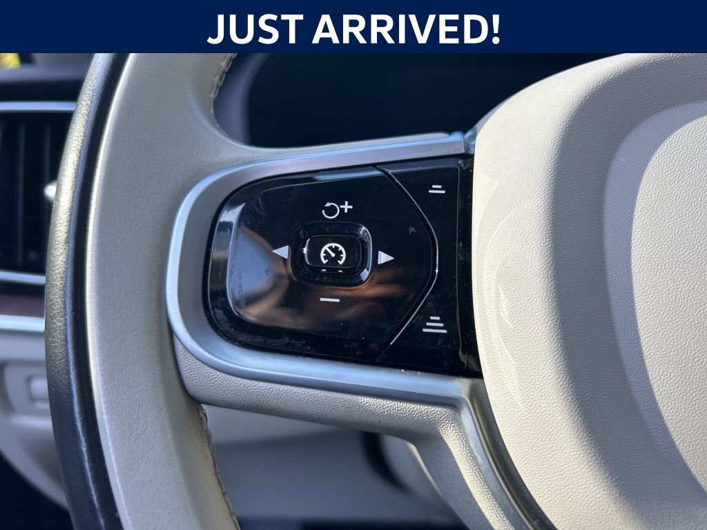 Used 2021 Volvo S60 T5 Momentum w/ Premium Package FWD image 13