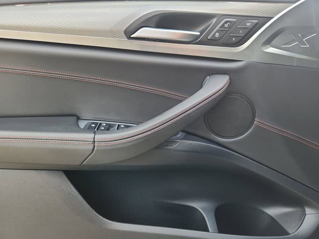 Used 2019 BMW X4 xDrive30i w/ M Sport Package image 23