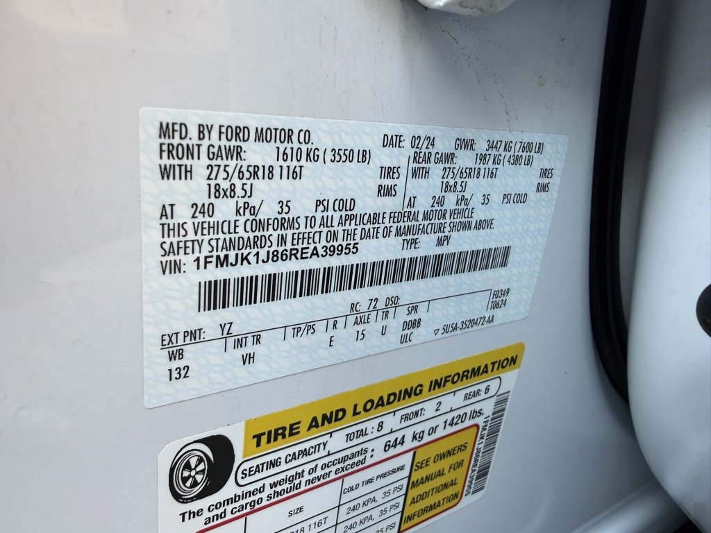 Used 2024 Ford Expedition Max XLT image 13