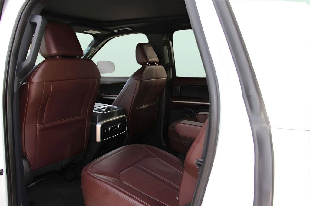 Used 2024 Ford Expedition Max Limited image 23