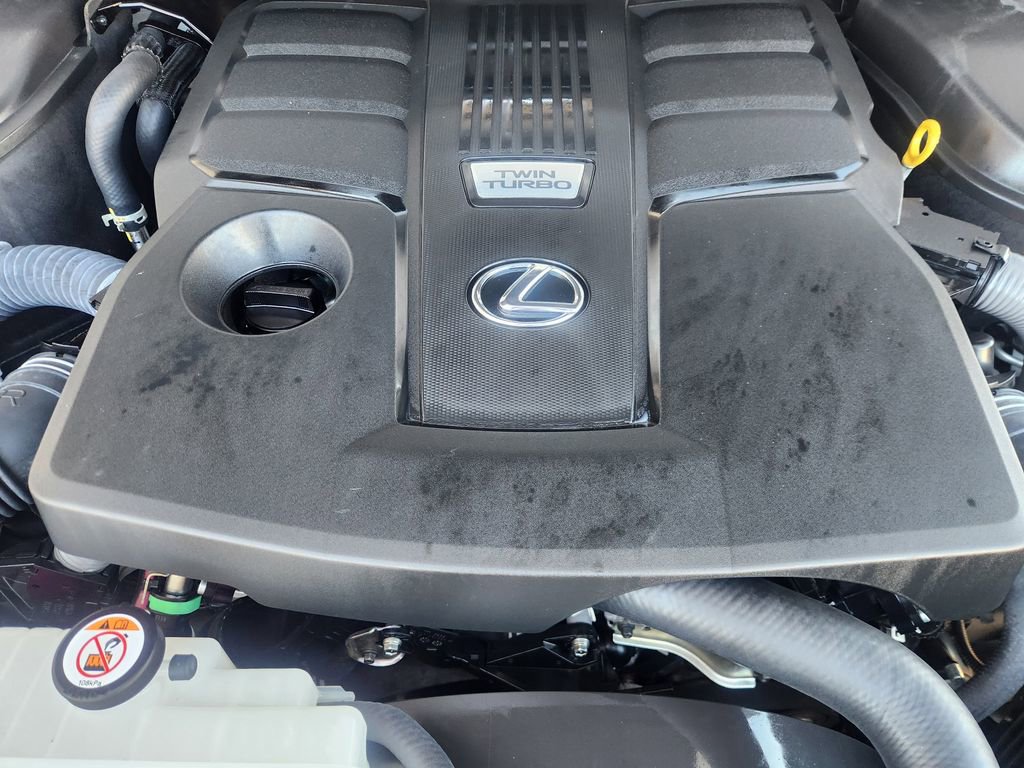 Used 2024 Lexus GX 550 w/ Accessory Package (Z1) image 32