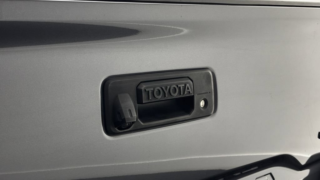Used 2023 Toyota Tacoma TRD Sport AWD/4WD image 11