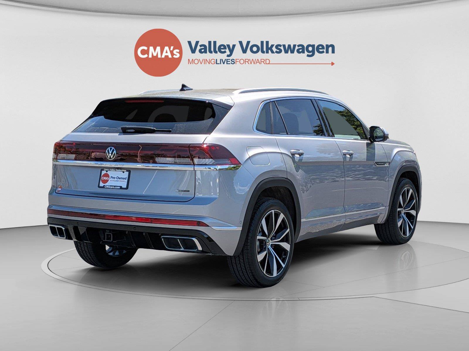 Used 2026 Volkswagen Atlas Cross Sport SEL Premium R-Line AWD/4WD image 5