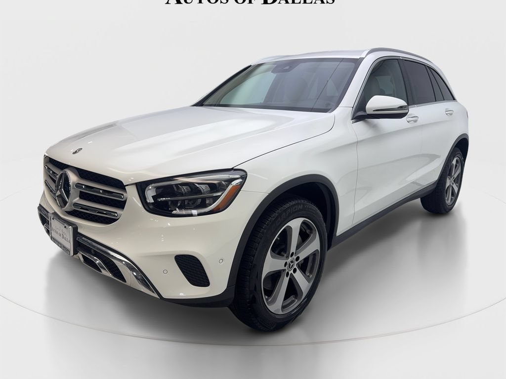 Used 2022 Mercedes-Benz GLC 300 w/ Premium Package Lite image 2