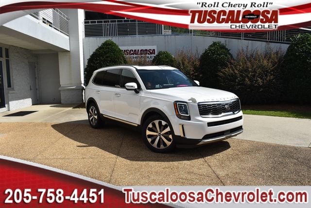 Used 2020 Kia Telluride S w/ S 8 Passenger Seating Package FWD image 1