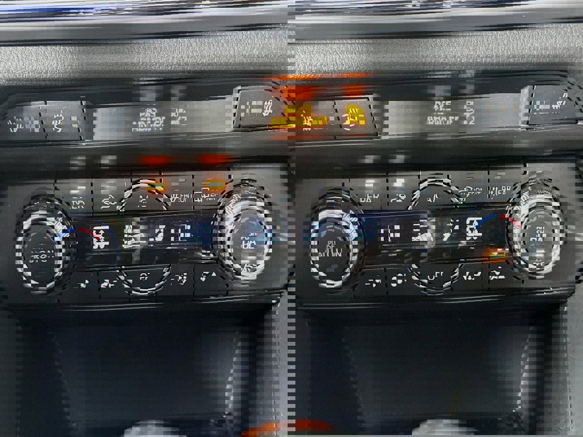 Used 2018 MAZDA CX-9 Signature image 18