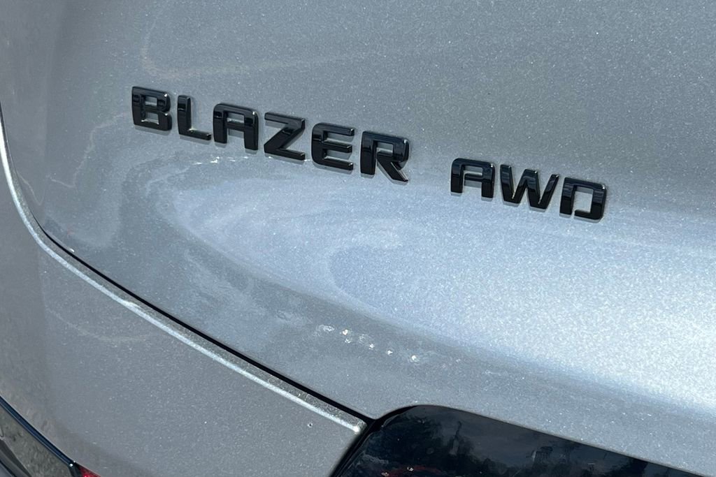 Used 2023 Chevrolet Blazer RS w/ Driver Confidence II Package image 16