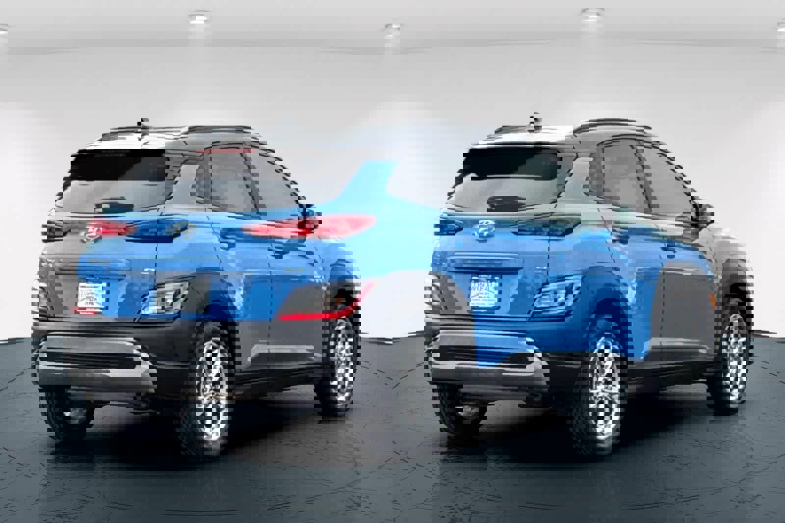 Used 2022 Hyundai Kona SEL image 2