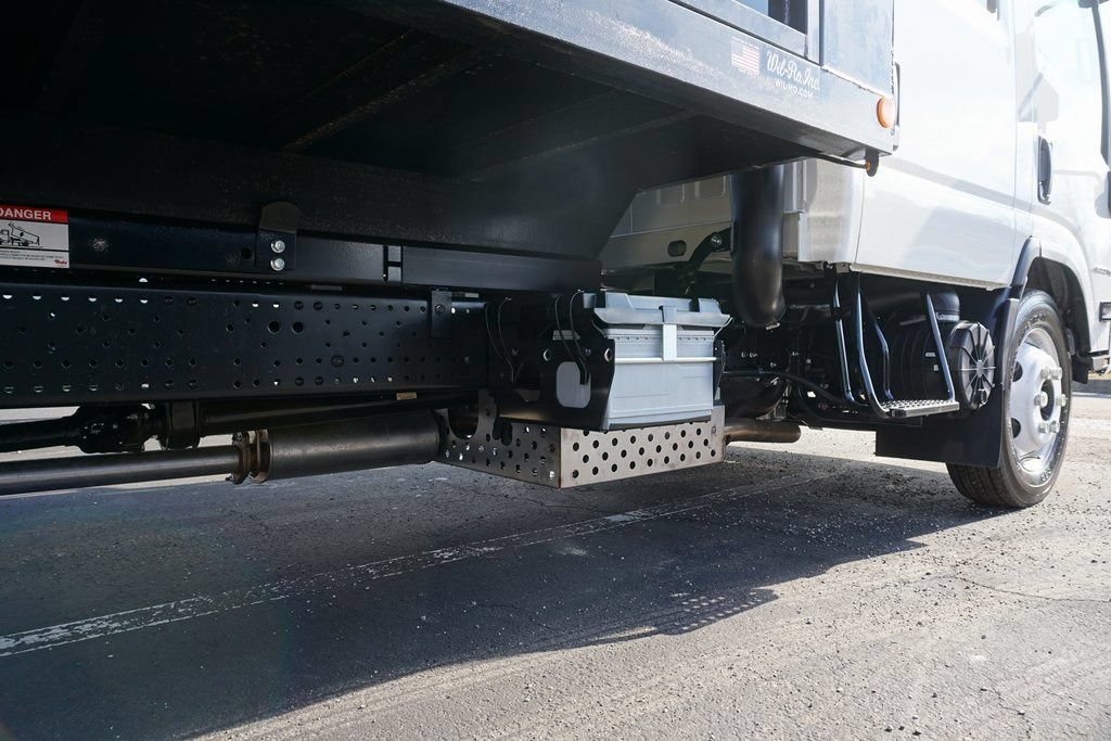 New 2024 Chevrolet Low Cab Forward RWD image 19