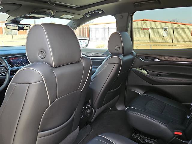 Certified 2023 Buick Enclave Avenir w/ Avenir Technology Package image 9