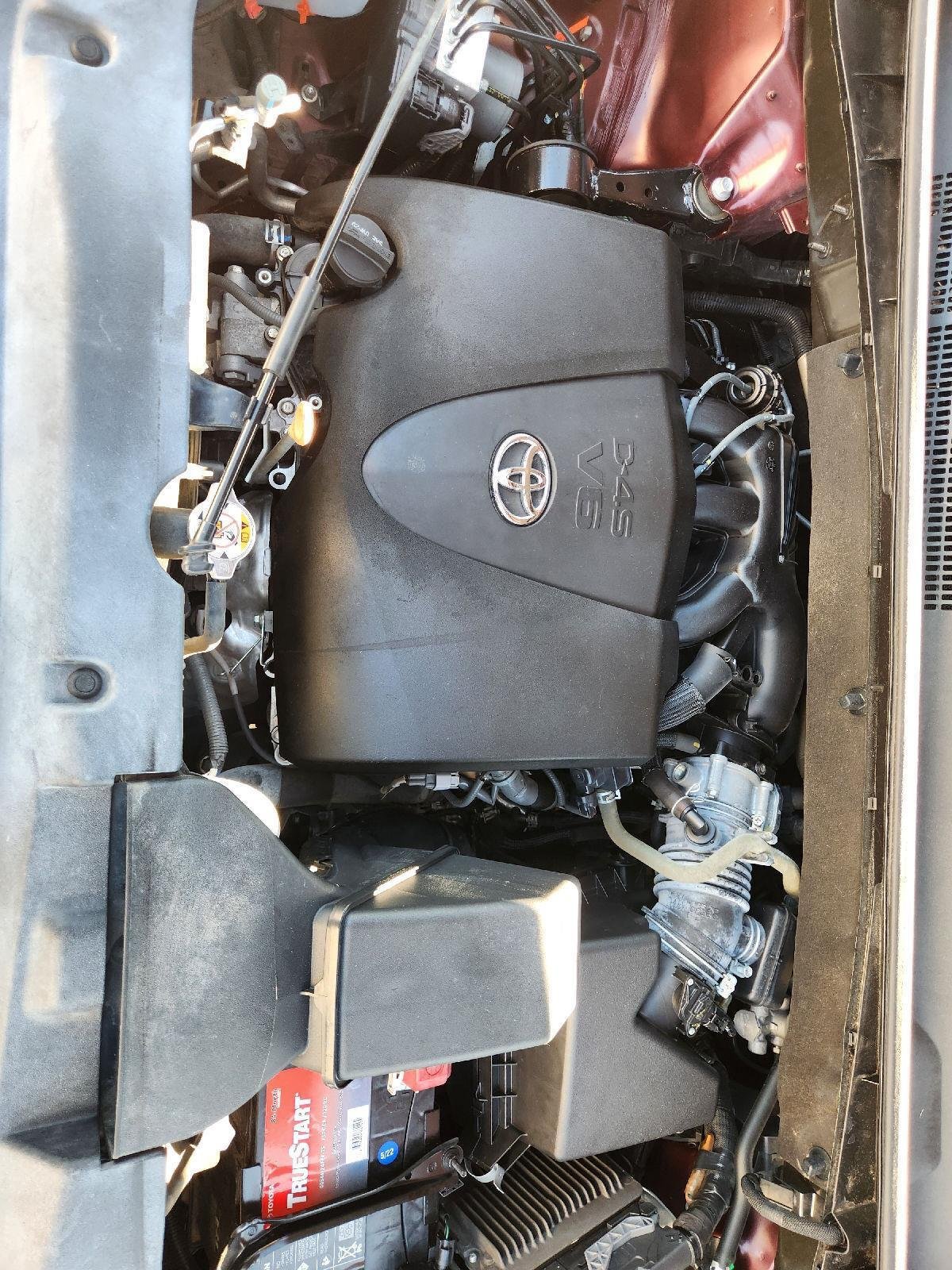 Used 2019 Toyota Highlander Limited FWD image 33