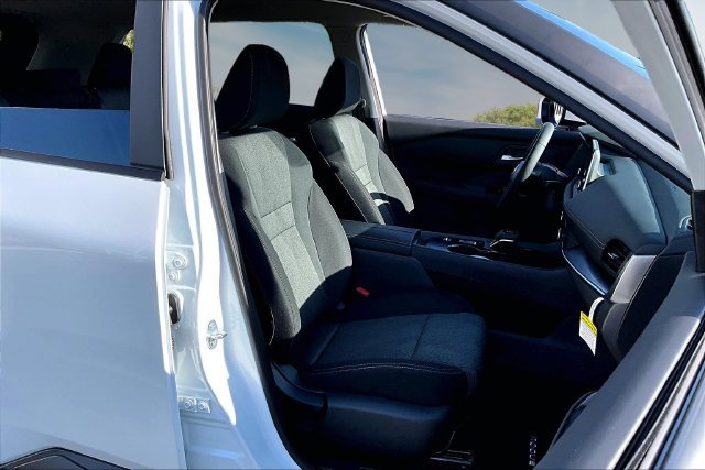 New 2026 Nissan Rogue SV FWD image 10