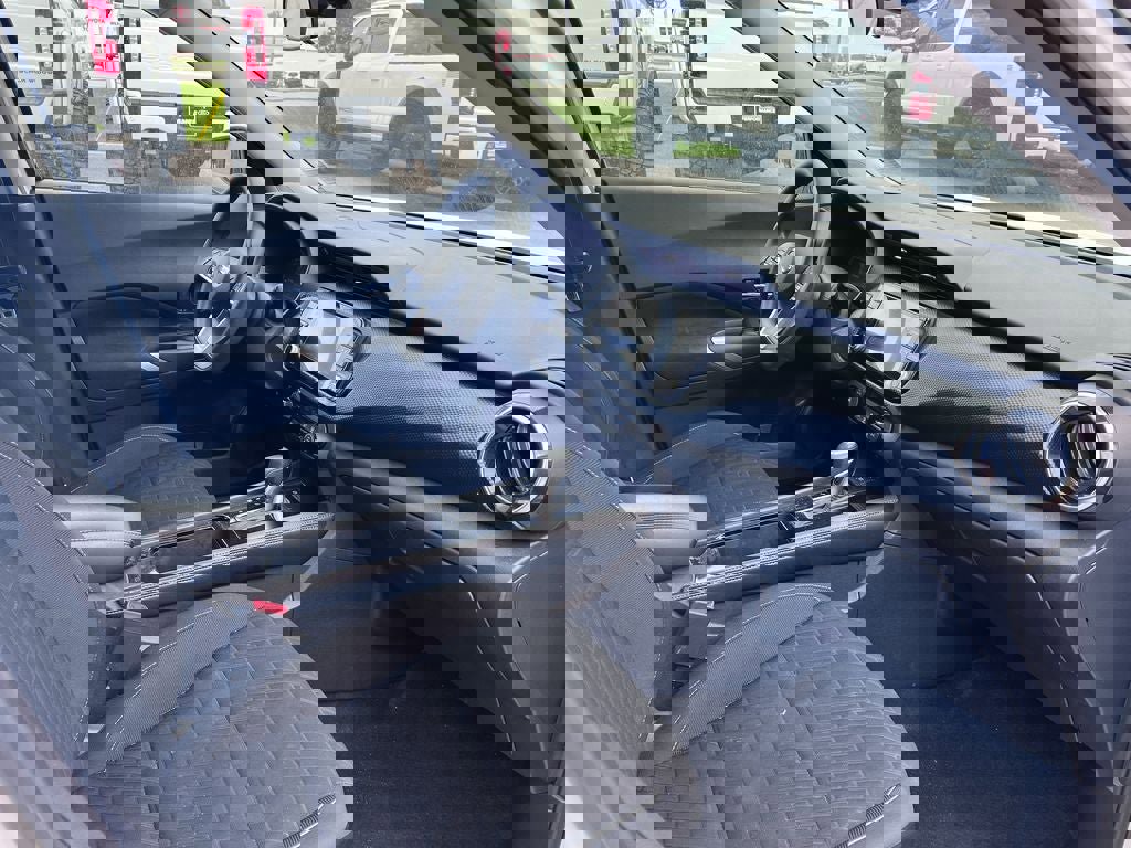 Used 2021 Nissan Kicks SV FWD image 17