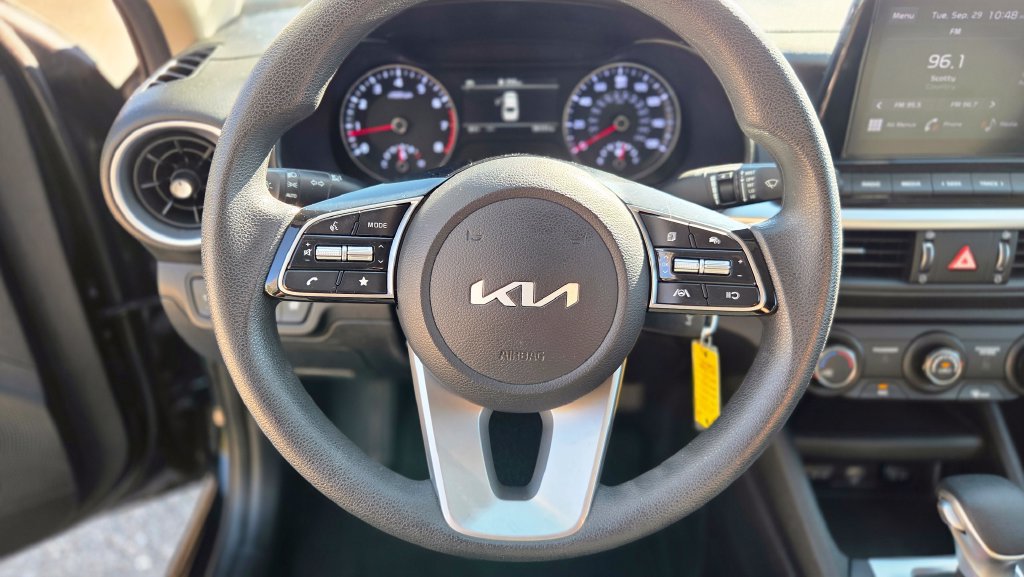 Used 2023 Kia Forte LXS w/ LXS Technology Package FWD image 14