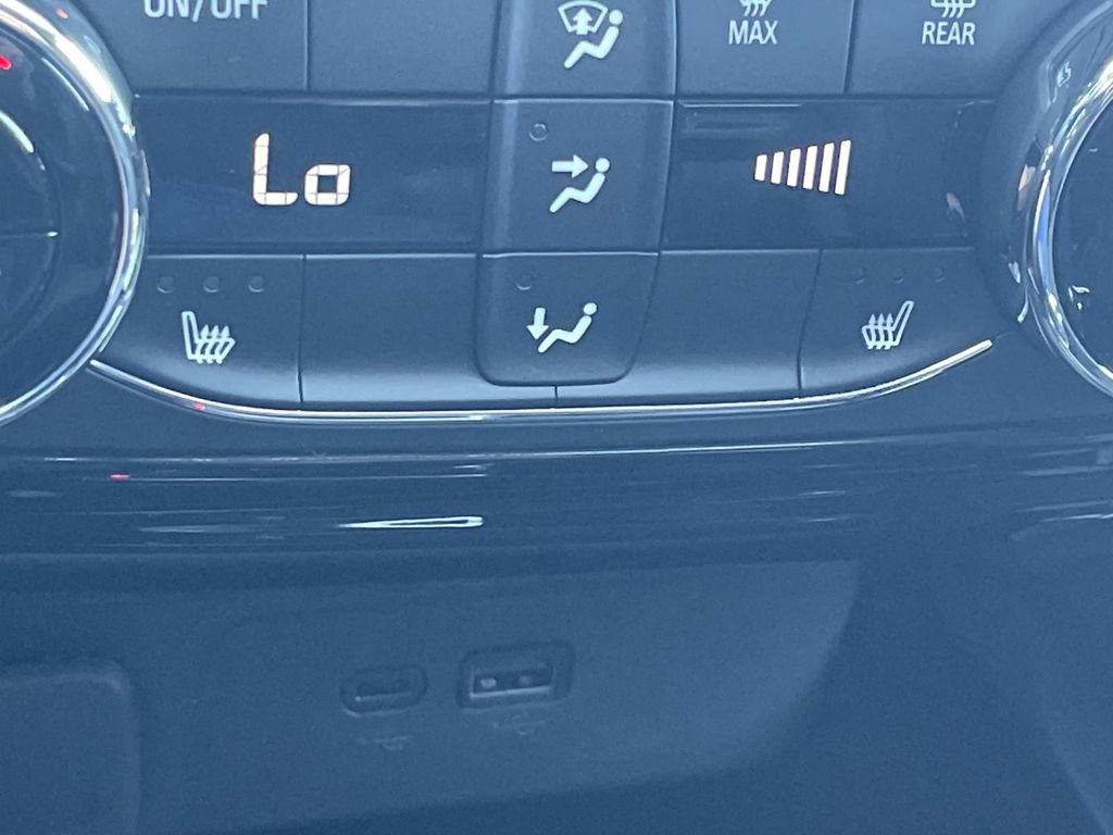 New 2026 Chevrolet Trax LT w/ Driver Confidence Package FWD image 20
