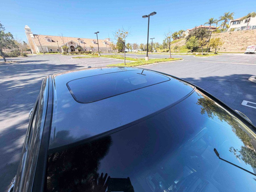 Used 2012 Honda Accord EX-L image 9