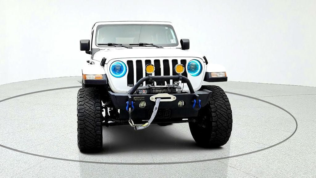 Used 2021 Jeep Wrangler Unlimited Sahara w/ Cold Weather Group AWD/4WD image 2