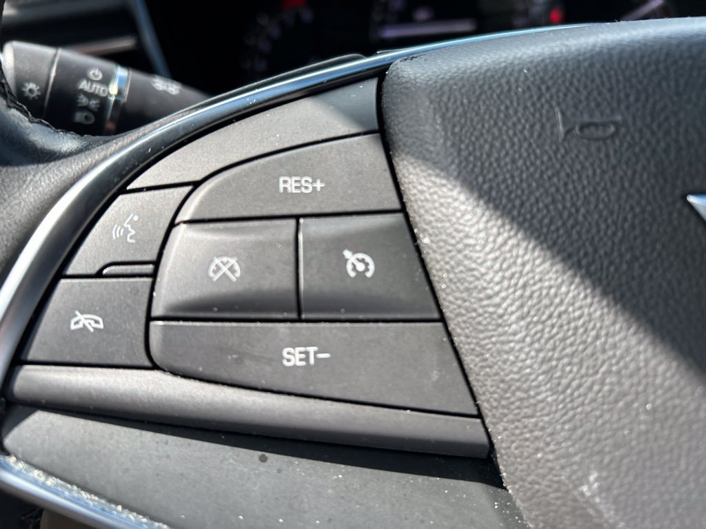 Used 2018 Cadillac XT5 FWD w/ LPO, Wheel Lock Package image 18