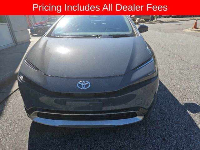 Used 2024 Toyota Prius Prime FWD image 2