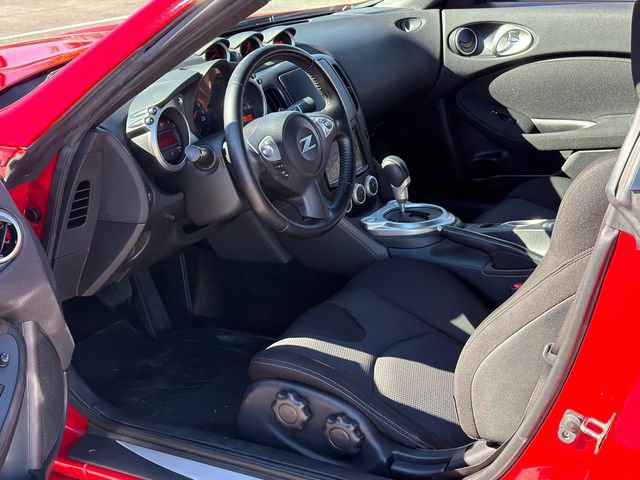 Used 2016 Nissan 370Z Coupe image 11