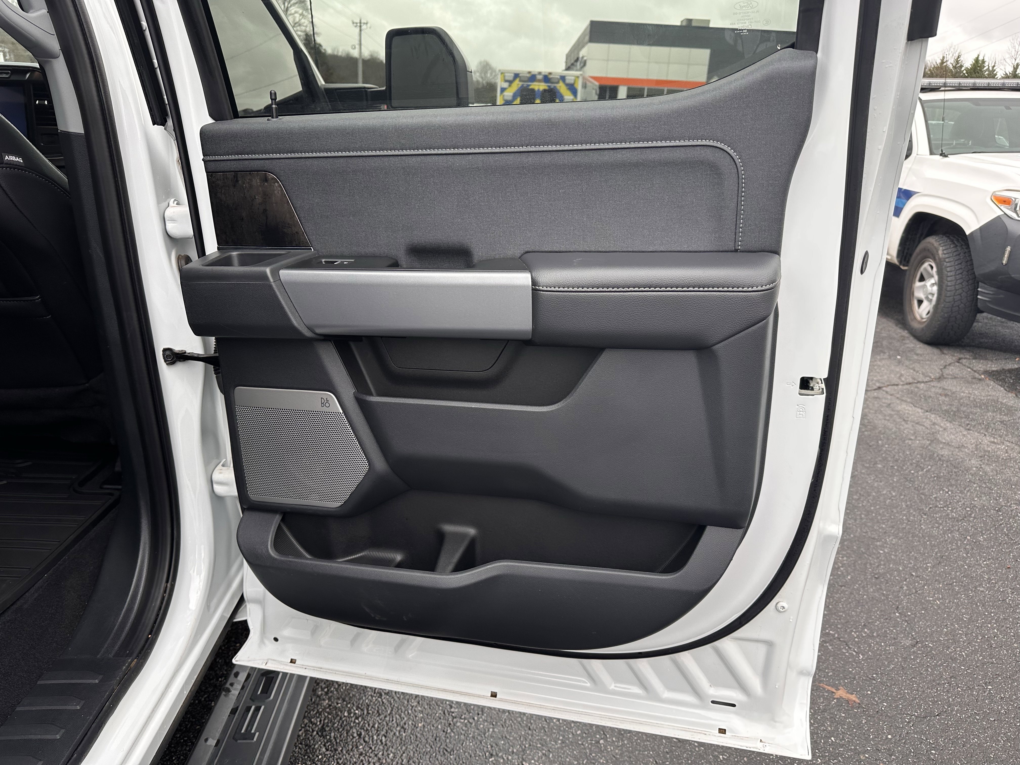 Used 2024 Ford F250 Lariat w/ Lariat Ultimate Package image 16