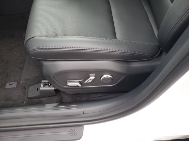 New 2026 Hyundai Santa Fe Limited AWD/4WD image 17
