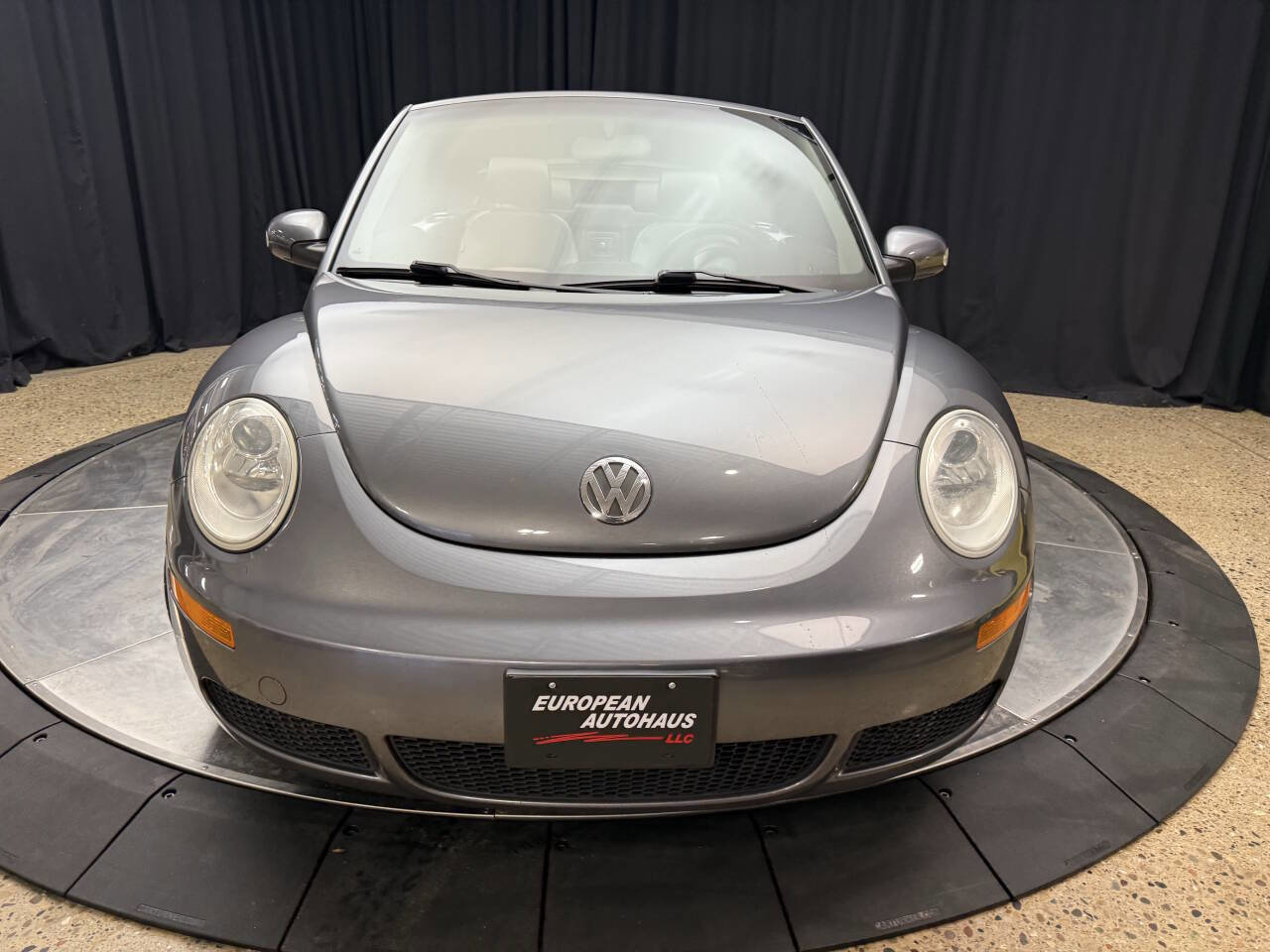 Used 2006 Volkswagen Beetle Convertible w/ Package 1 image 17