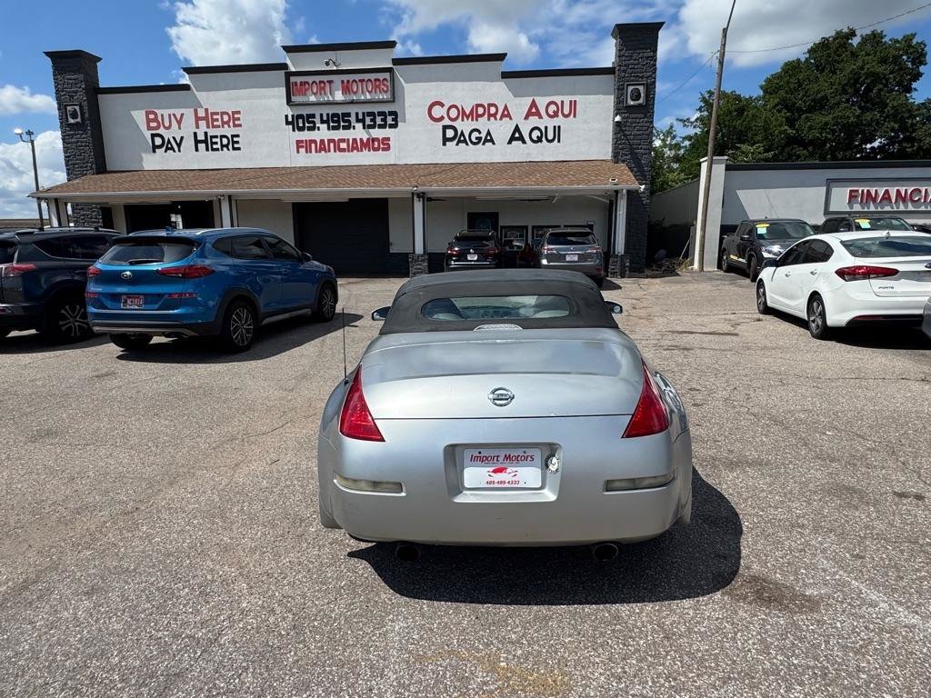 Used 2004 Nissan 350Z Touring RWD image 6