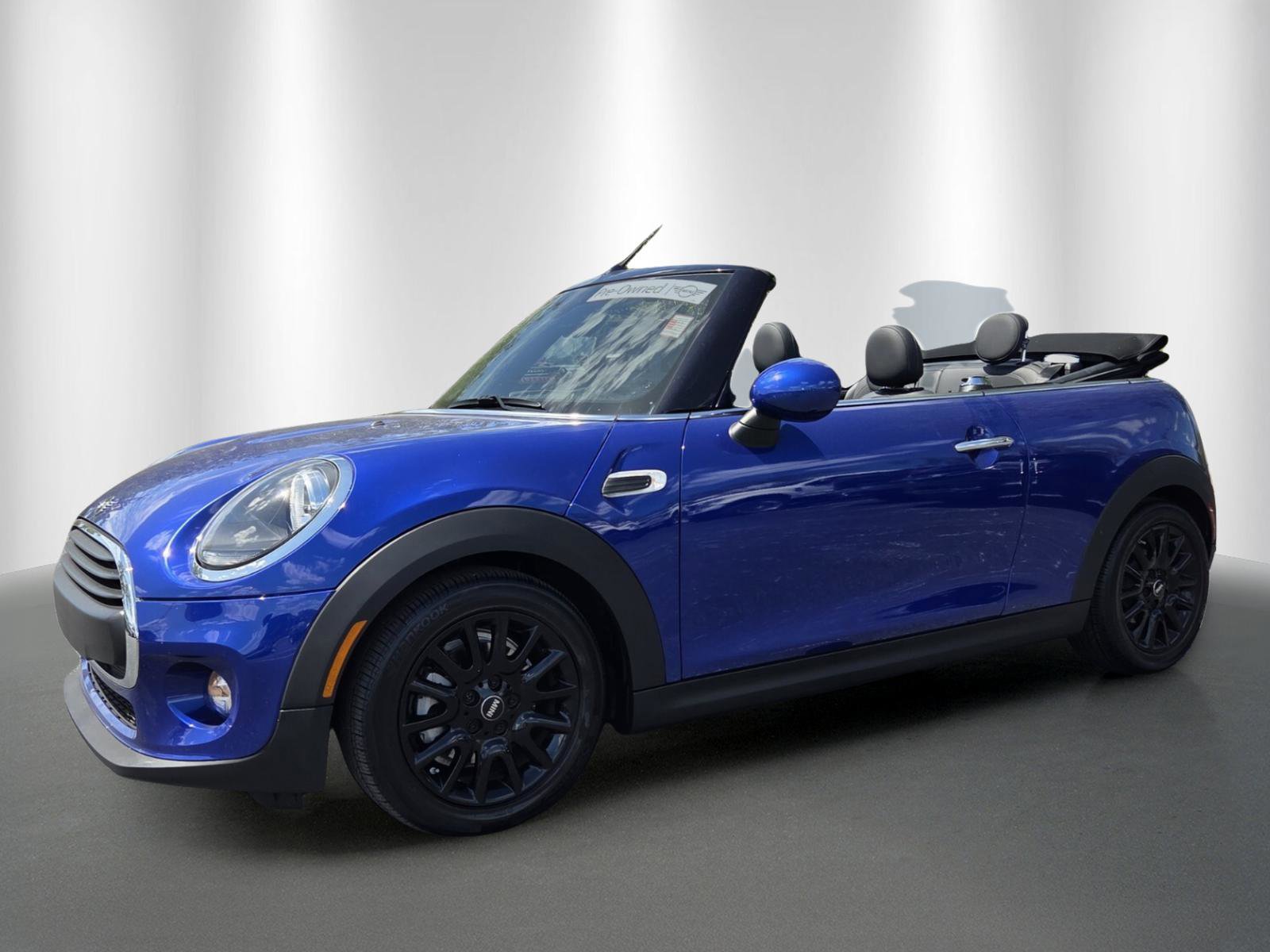Used 2019 MINI Cooper Convertible image 3