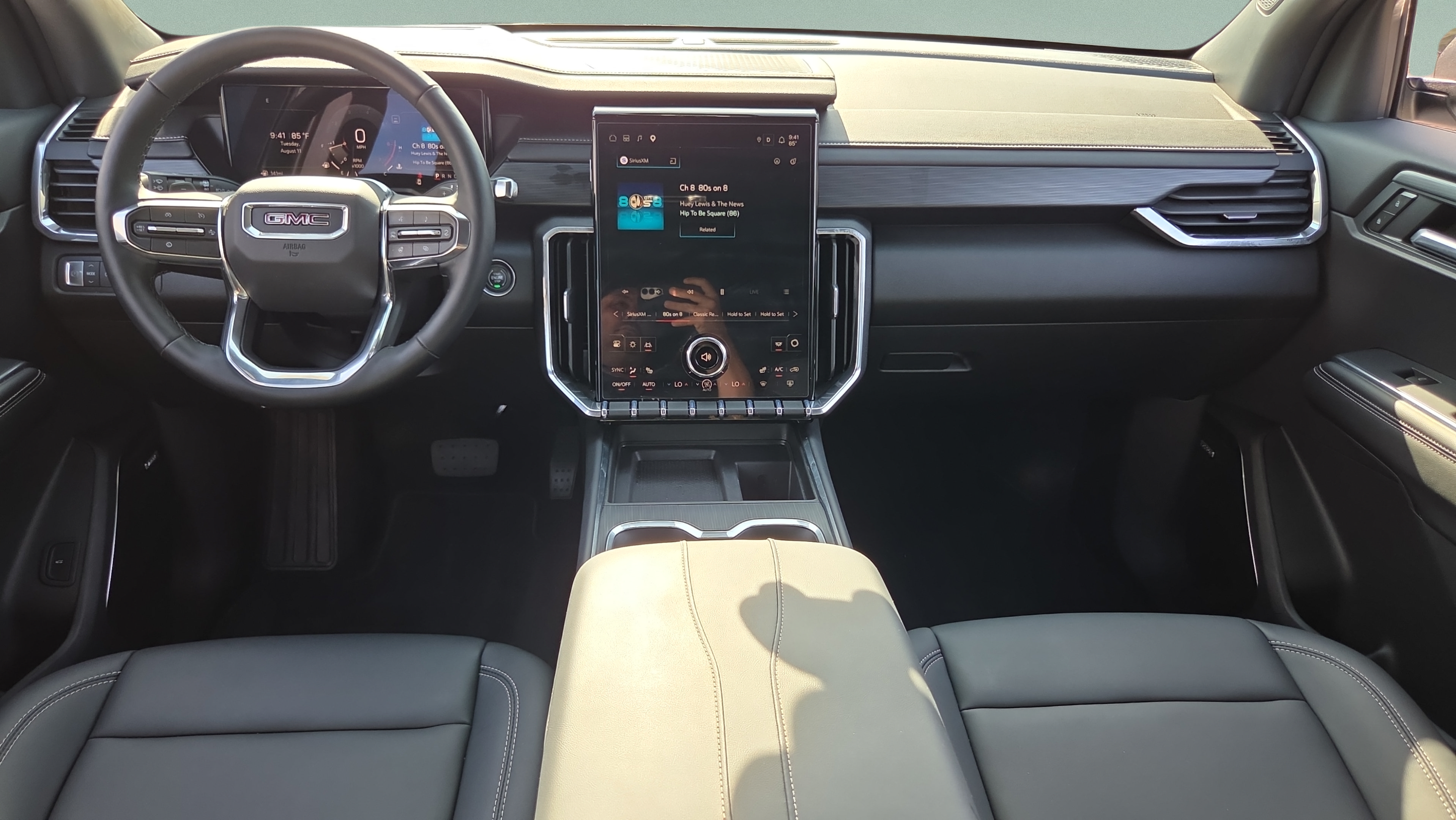 Certified 2026 GMC Acadia Elevation w/ Elevation Premium Package FWD image 12