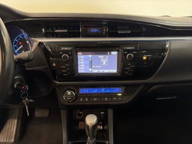 Used 2016 Toyota Corolla S image 24